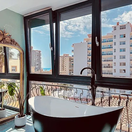 Lägenhet Alhambra Deco Homtels